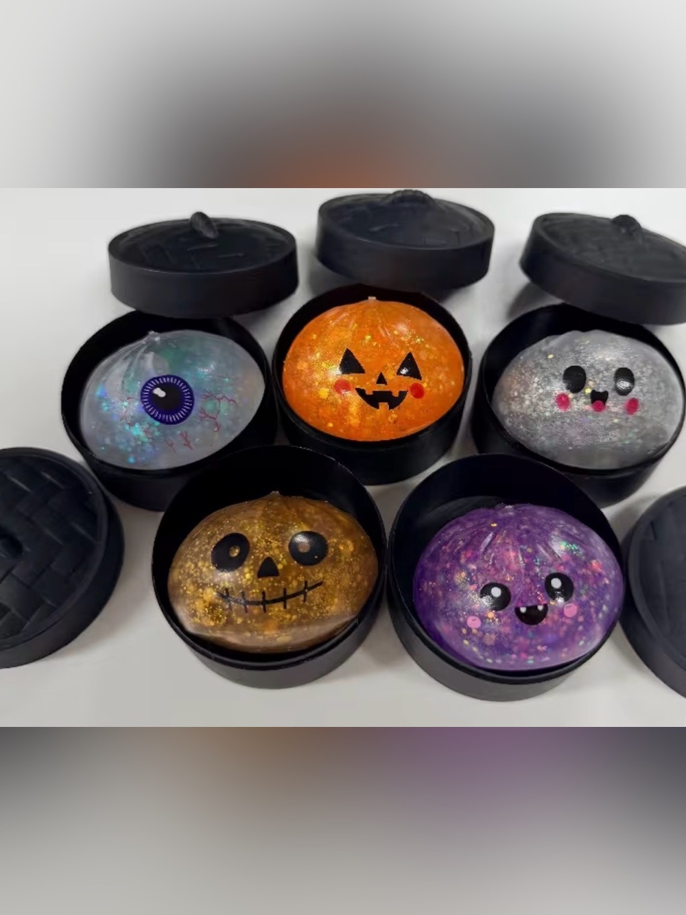 Mini Halloween squishy - Picture 3 of 3